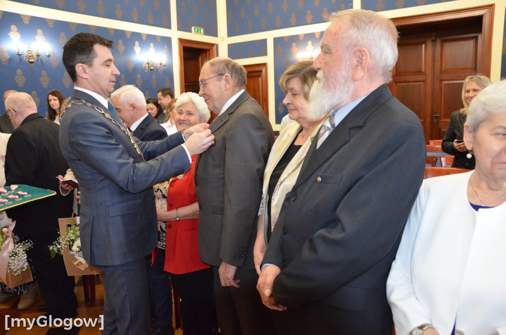 Piękny jubileusz. Złote Gody 10 par w głogowskim ratuszu