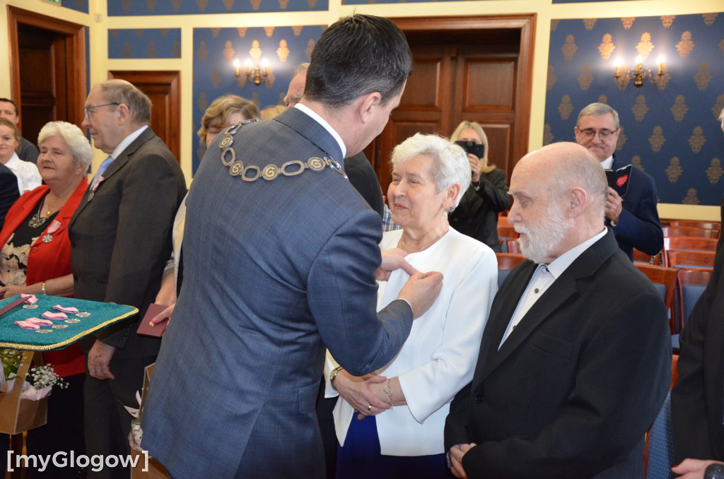Piękny jubileusz. Złote Gody 10 par w głogowskim ratuszu