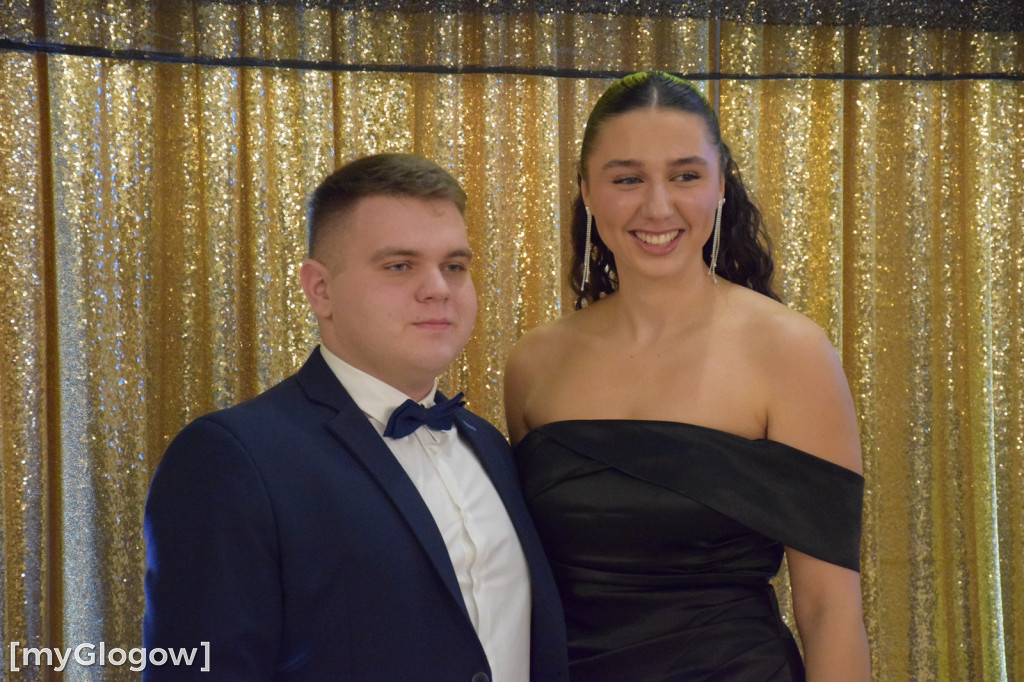 Studniówka samochodówki - budowlanki z Głogowa