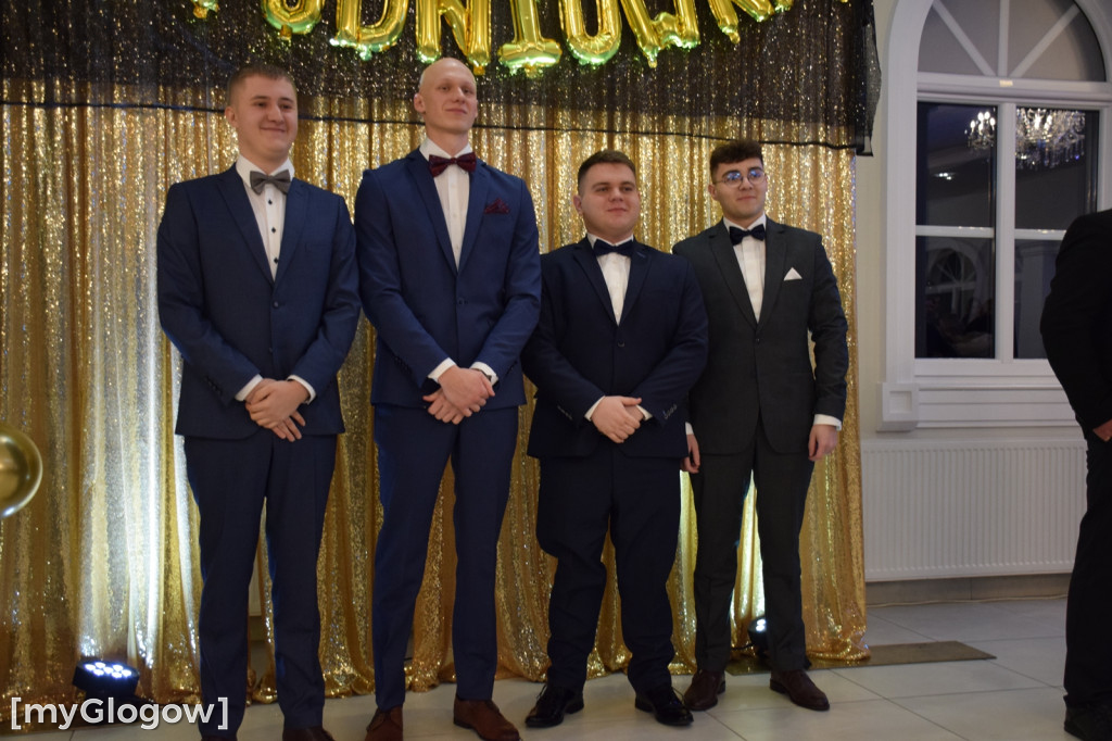 Studniówka samochodówki - budowlanki z Głogowa