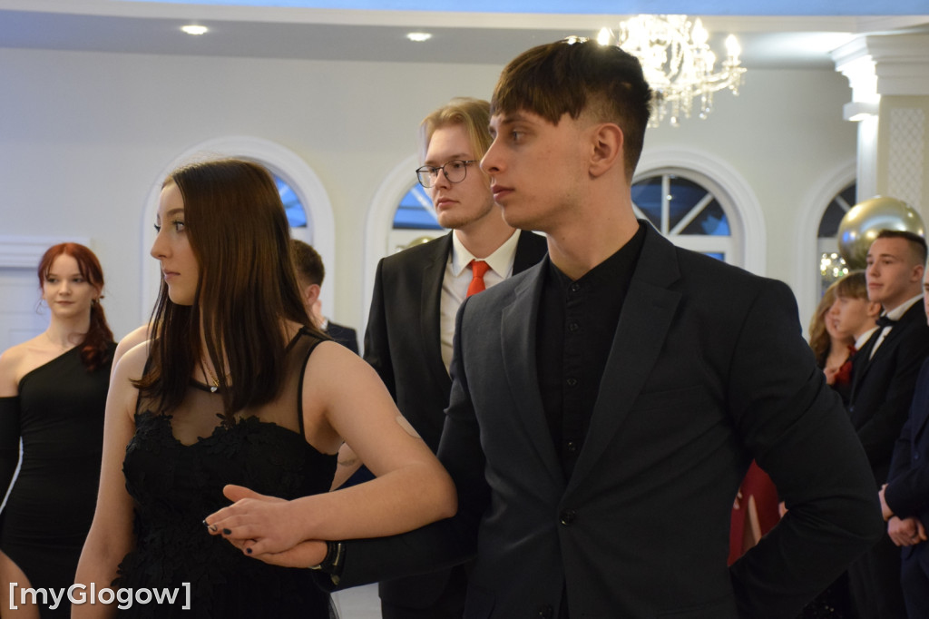 Studniówka samochodówki - budowlanki z Głogowa