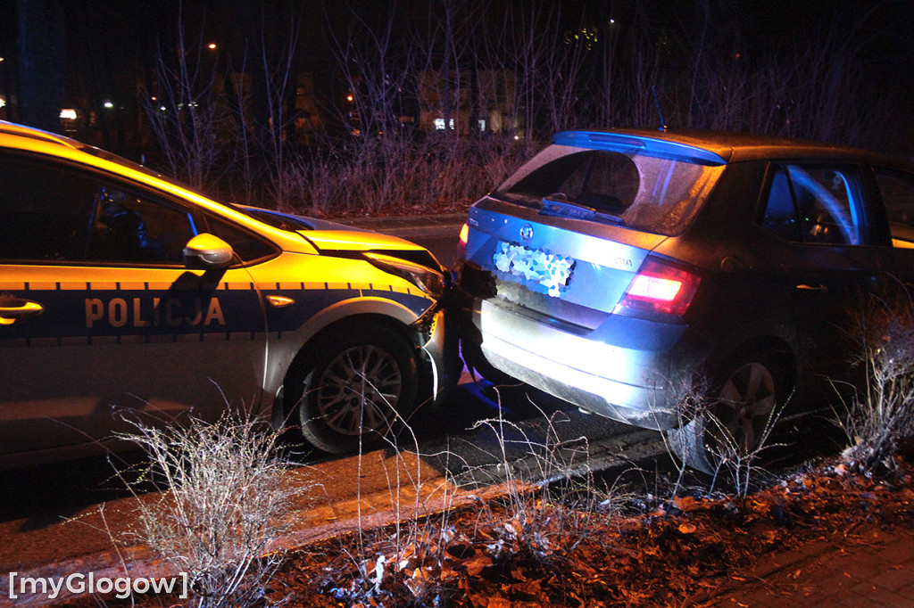 W Głogowie trwa nocne polowanie na kierowcę Dacii Duster