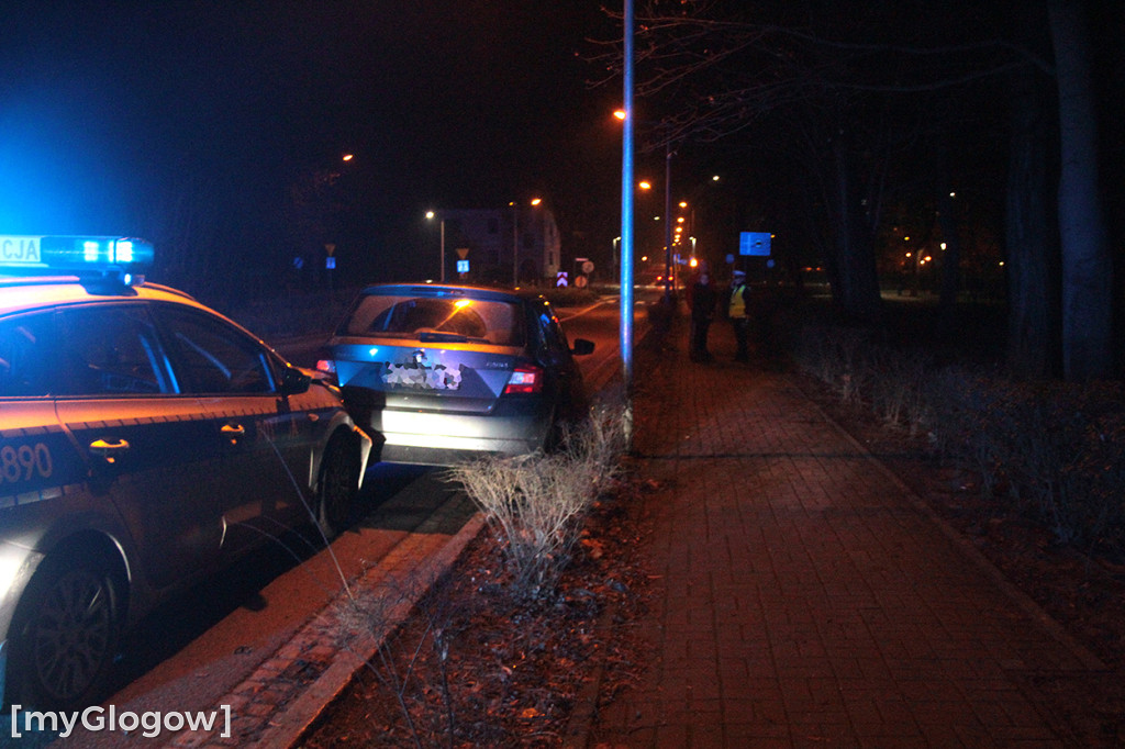 W Głogowie trwa nocne polowanie na kierowcę Dacii Duster