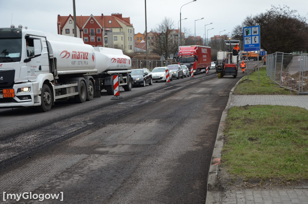 Korek przed mostem w Głogowie