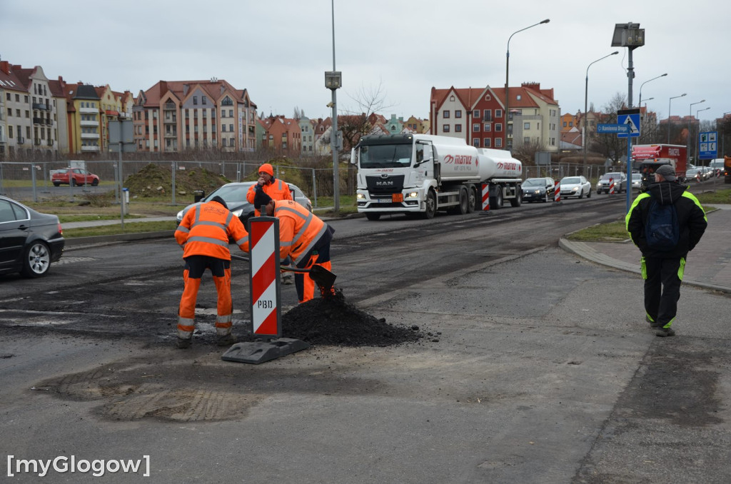 Korek przed mostem w Głogowie
