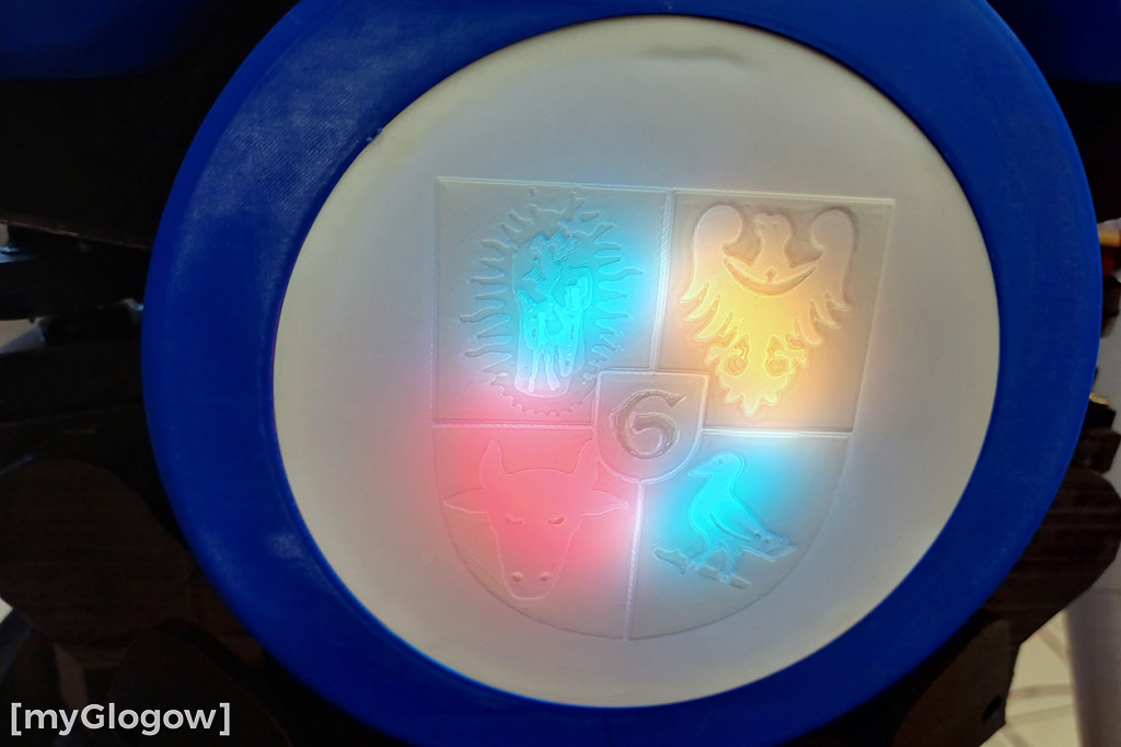 Głogowska uczelnia przedstawiła Adama. Robota Adama