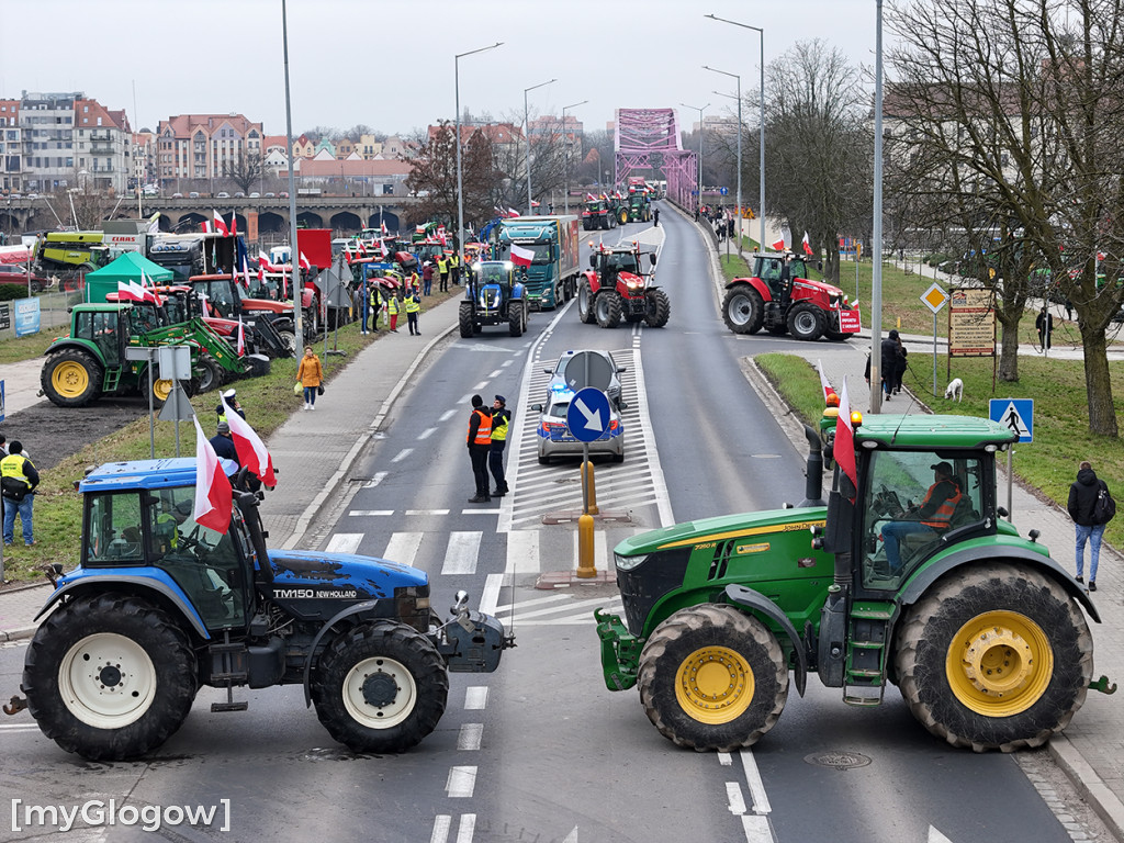 Grupa rolników urwała się z protestu na Ostrowie Tumskim w Głogowie