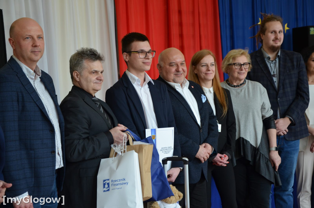 Gala głogowskiego konkursu o prawach konsumenta