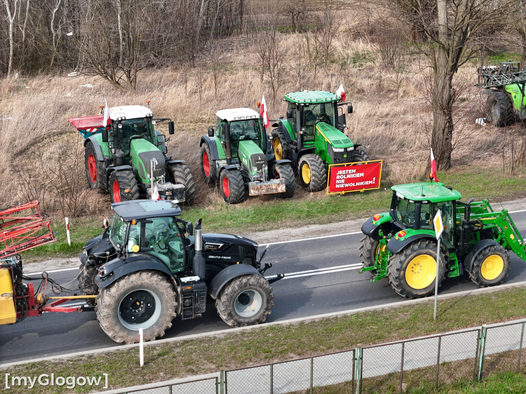Blokada rolnicza w Nielubi i wycieczki po DW 292