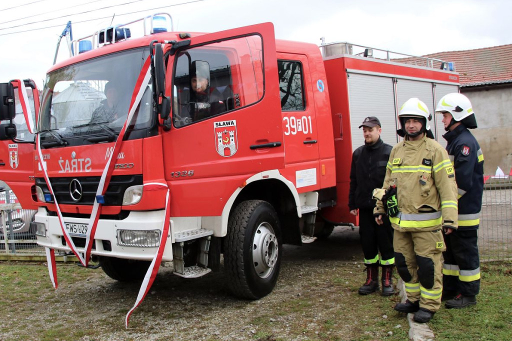 OSP Ciosaniec i Bagno mają nowy samochód