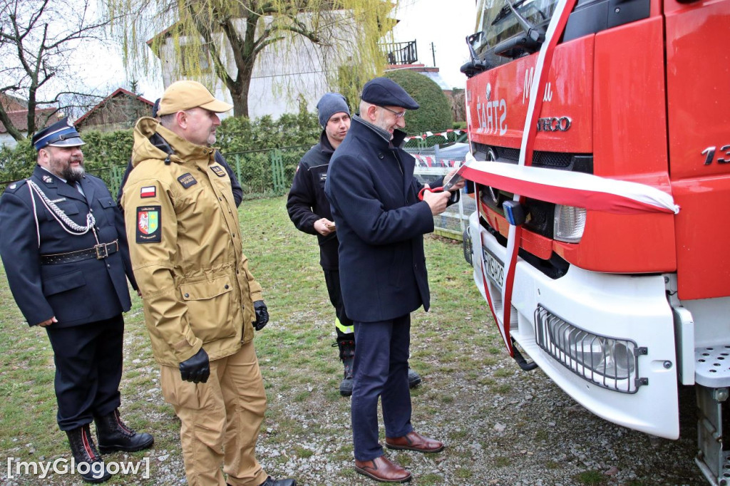 OSP Ciosaniec i Bagno mają nowy samochód