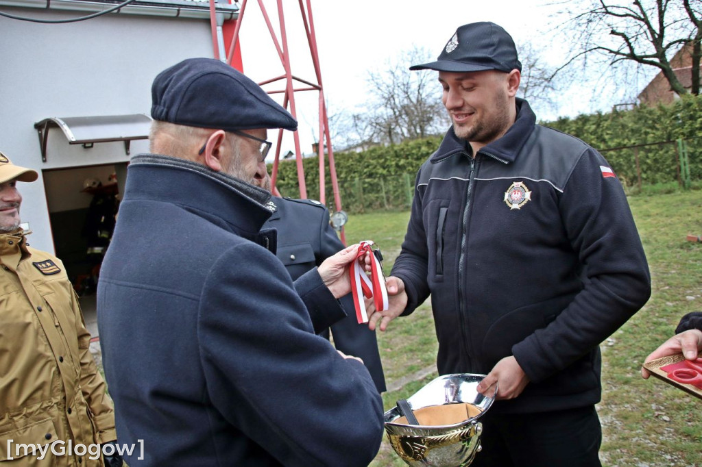 OSP Ciosaniec i Bagno mają nowy samochód