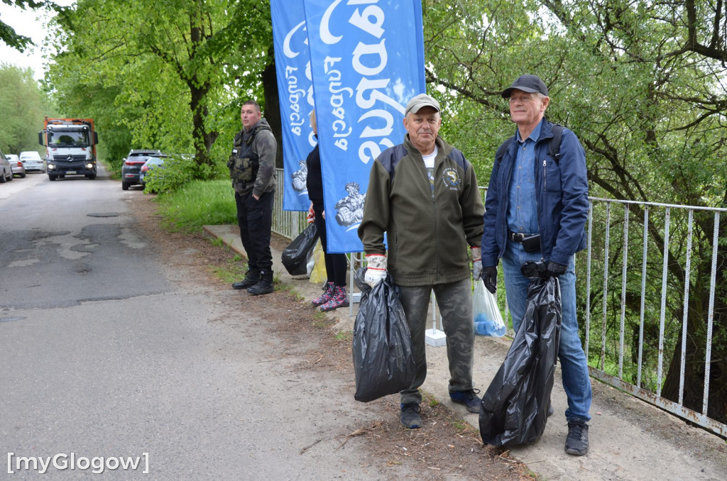 Akcja sprzątania nad Odrą w Głogowie. Ogromne ilości śmieci