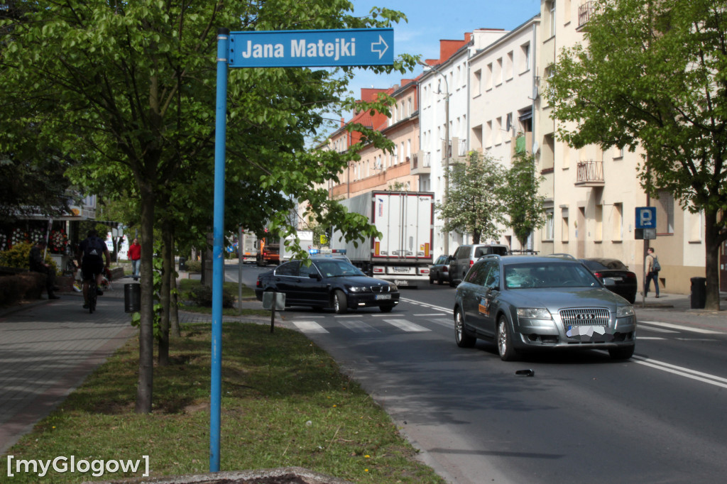 Potrącenie pieszego na Sikorskiego. Są utrudnienia