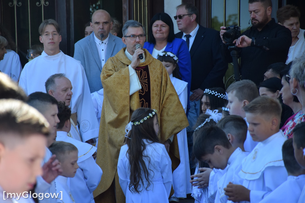 Pierwsza komunia w parafii św. Klemensa w Głogowie