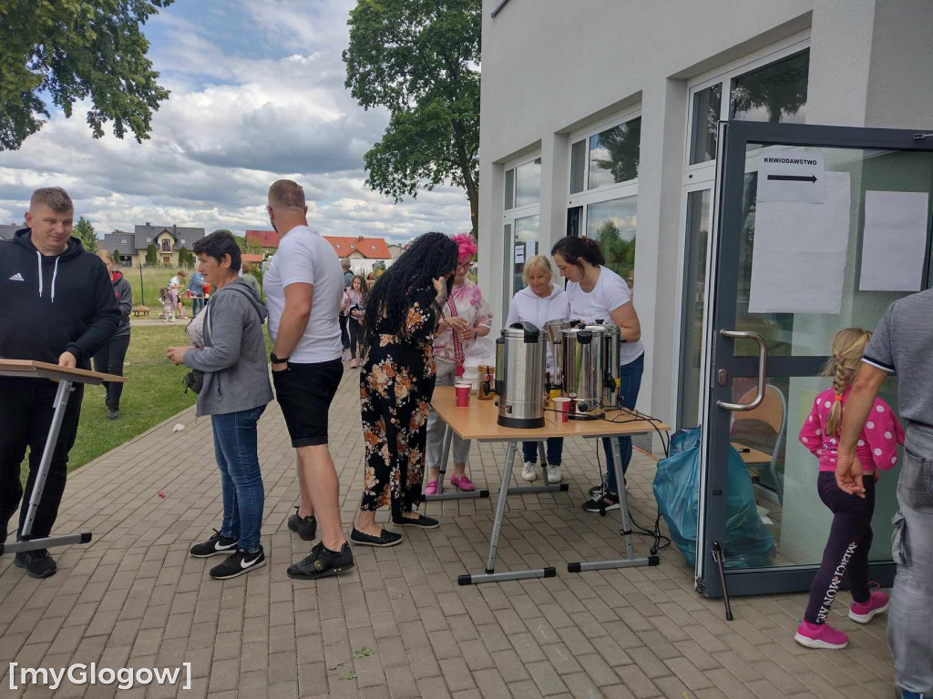 Udana akcja charytatywna szkoły w Serbach dla Zuzi i Stasia
