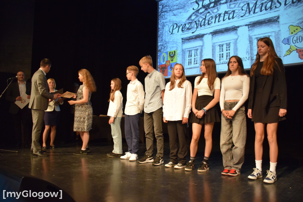 Stypendia prezydenta Głogowa SP 10, 13 i 14