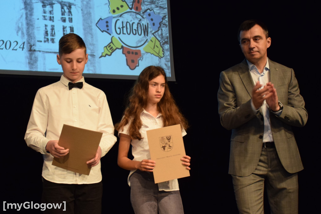Stypendia prezydenta Głogowa SP 10, 13 i 14