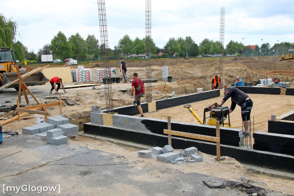 Budowa stadionu w Sławie