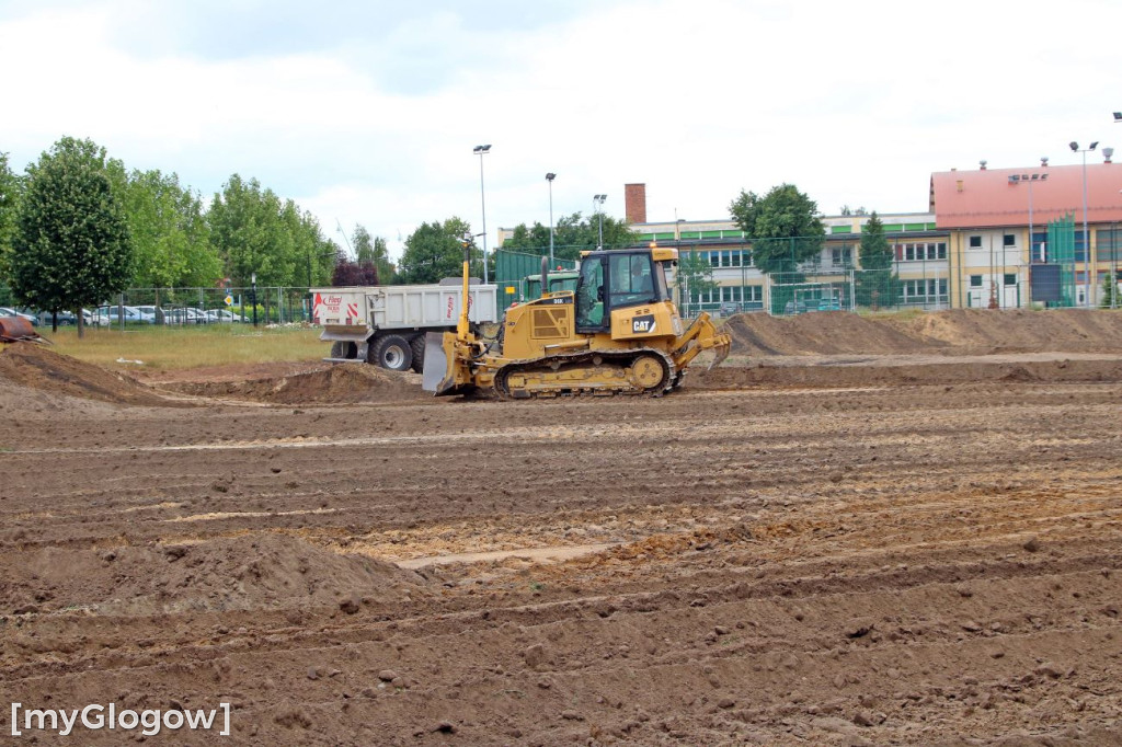 Budowa stadionu w Sławie