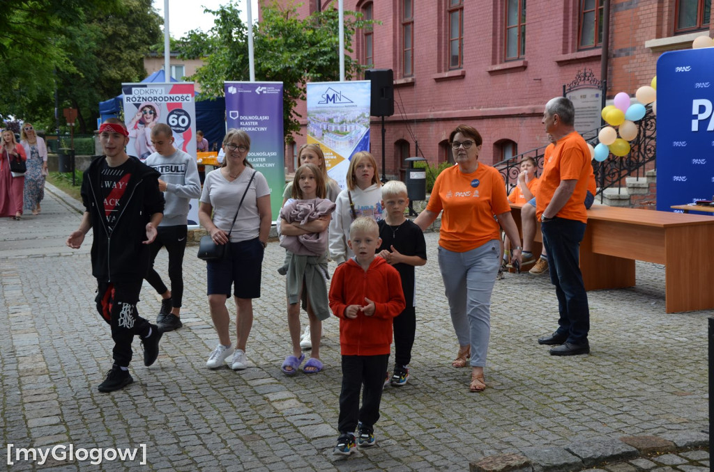 Rajd rowerowy i piknik z atrakcjami przy PANS w Głogowie