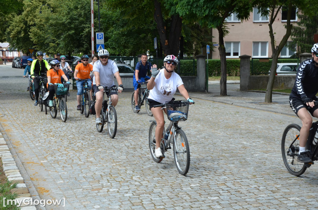 Rajd rowerowy i piknik z atrakcjami przy PANS w Głogowie