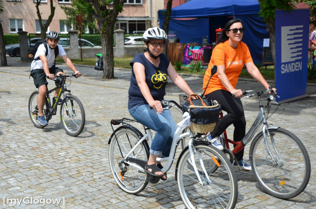 Rajd rowerowy i piknik z atrakcjami przy PANS w Głogowie