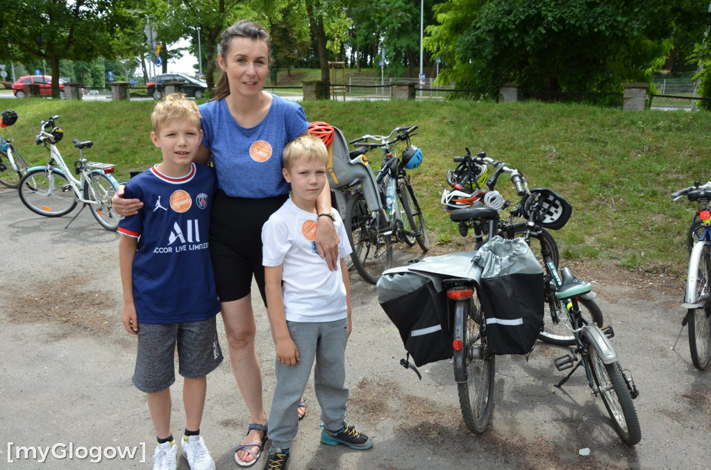 Rajd rowerowy i piknik z atrakcjami przy PANS w Głogowie