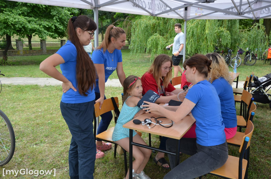 Rajd rowerowy i piknik z atrakcjami przy PANS w Głogowie