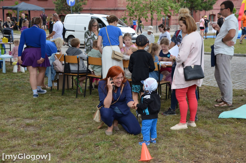 Rajd rowerowy i piknik z atrakcjami przy PANS w Głogowie