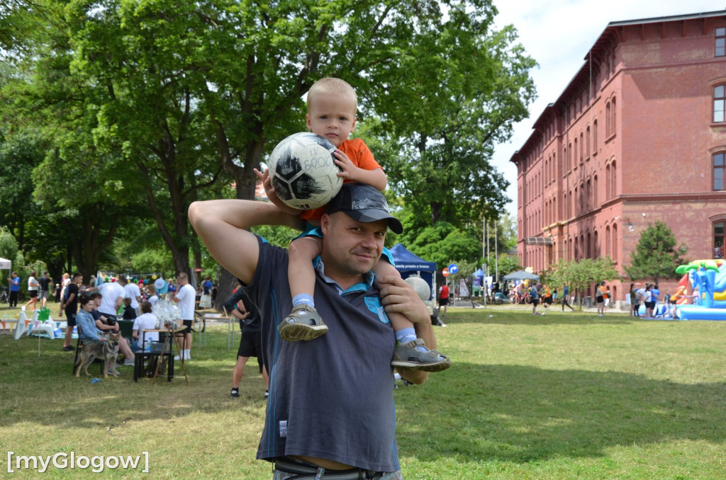 Rajd rowerowy i piknik z atrakcjami przy PANS w Głogowie