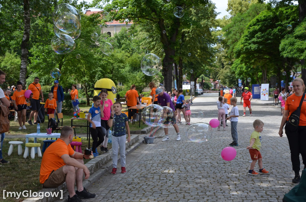 Rajd rowerowy i piknik z atrakcjami przy PANS w Głogowie