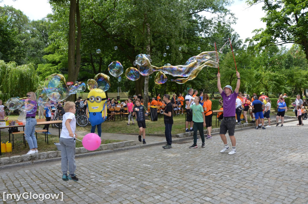 Rajd rowerowy i piknik z atrakcjami przy PANS w Głogowie