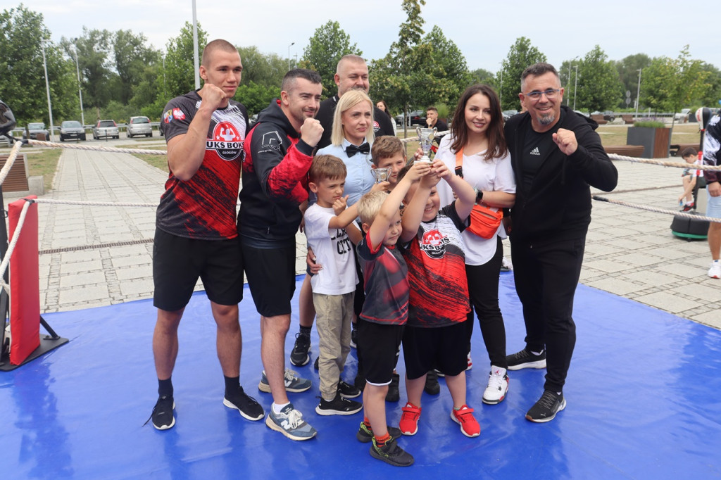 Piknik bokserski na Bulwarze Nadodrzańskim