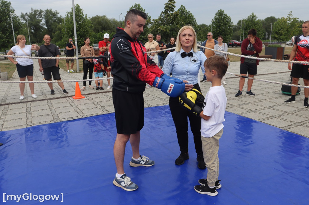 Piknik bokserski na Bulwarze Nadodrzańskim