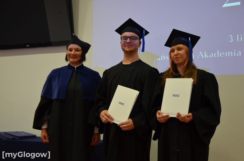 Gratulacje! Absolutorium absolwentów PANS w Głogowie