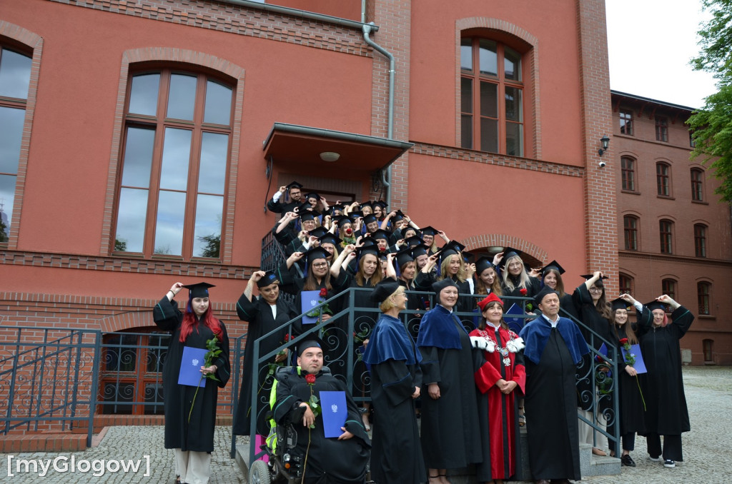 Gratulacje! Absolutorium absolwentów PANS w Głogowie