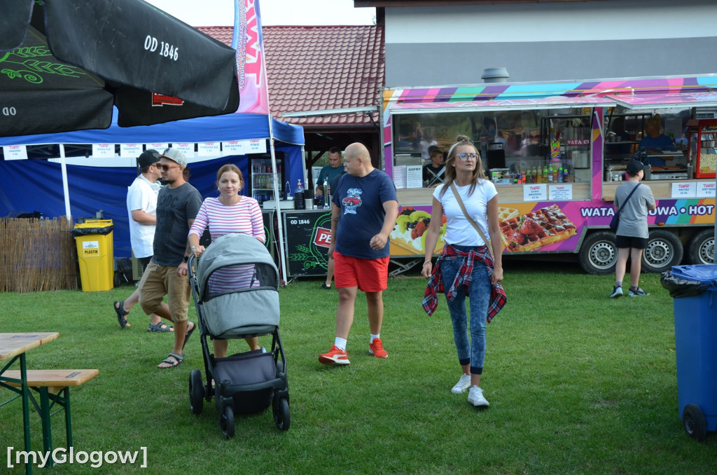 Przebojowa sobota w Jaczowie pod Głogowem. Zabawa trwa!