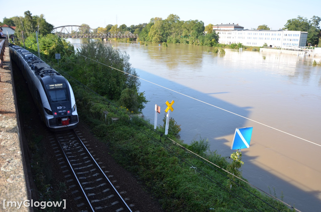 Odra w Głogowie wciąż przybiera