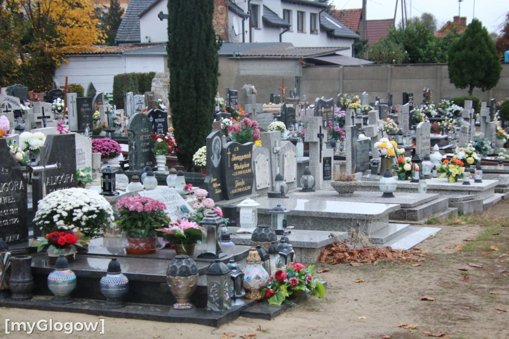 Cmentarze w Sławie