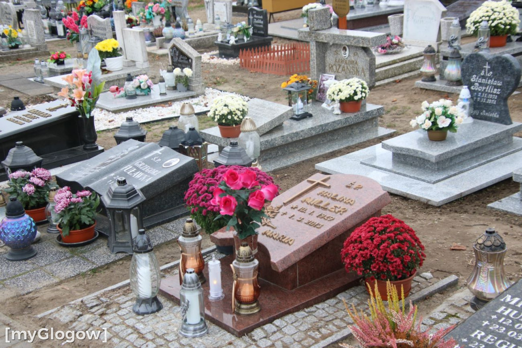 Cmentarze w Sławie