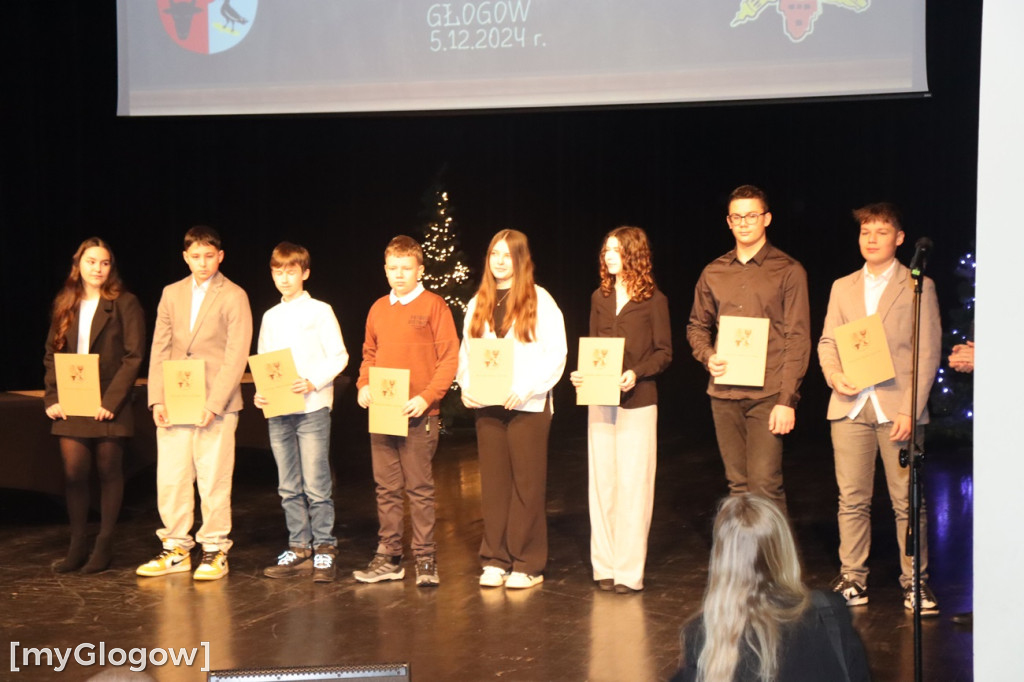 Stypendia w Głogowie cz 1