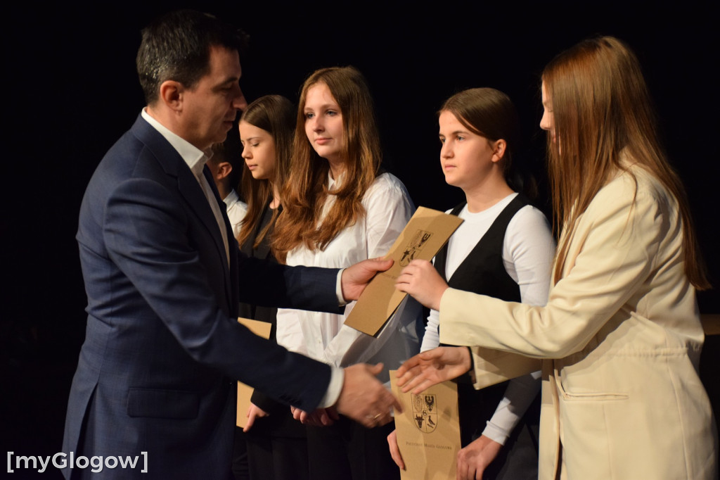 Stypendia w Głogowie SP2,3,10
