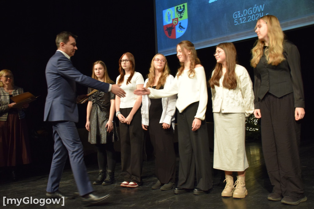 Stypendia w Głogowie SP2,3,10