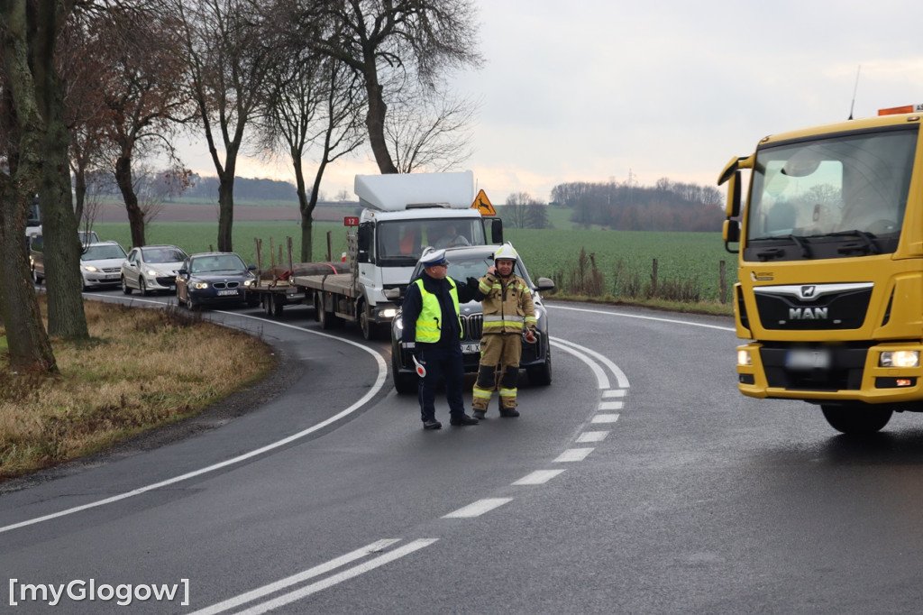 Ciężarówką w osobówkę w Dankowicach