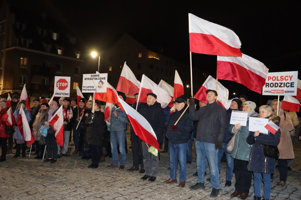 Manifestacja PiS