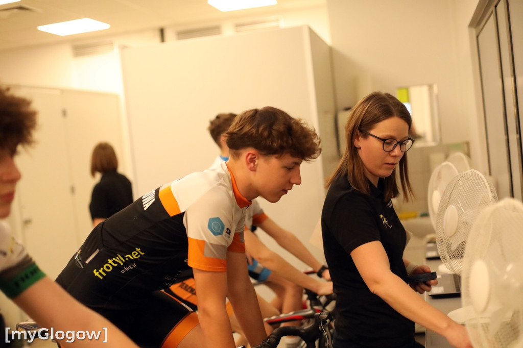 Nowoczesna sala treningowa dla kolarzy