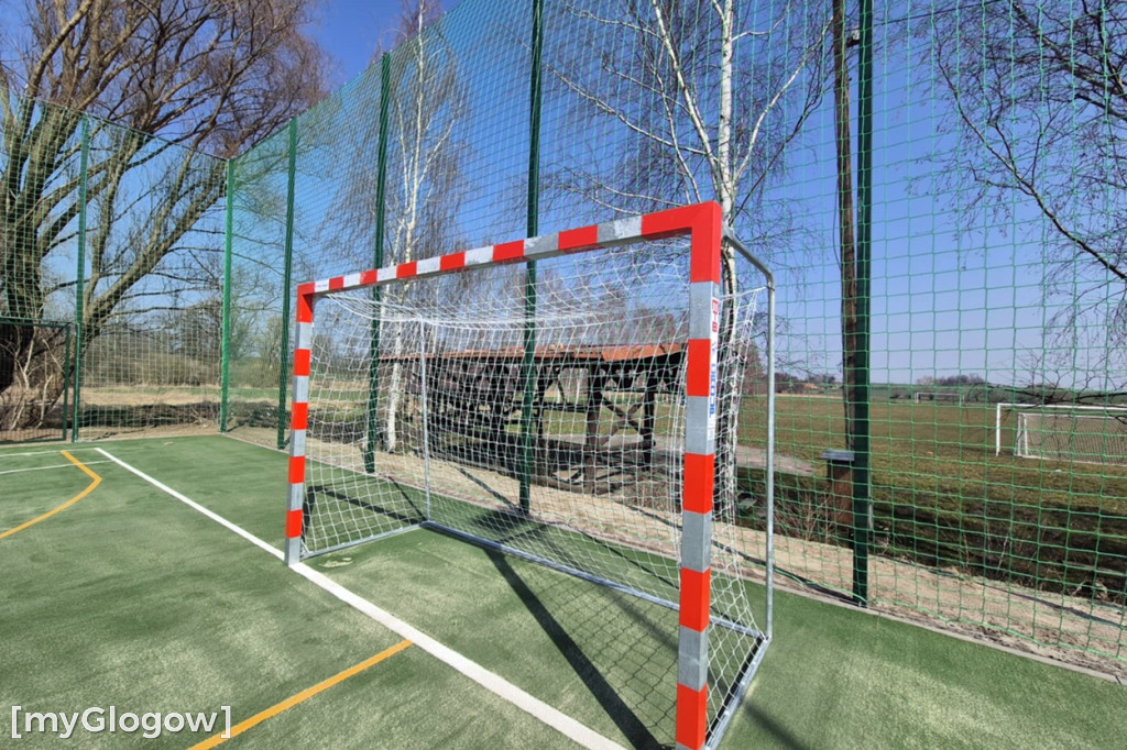 Nowoczesne boisko w Wierzchowicach