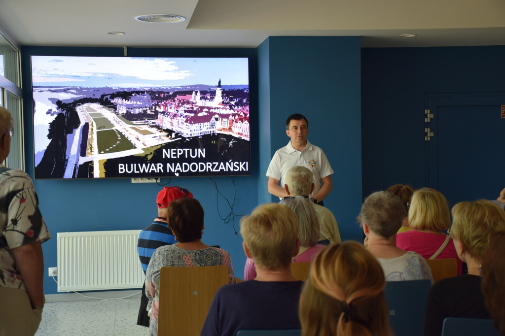 Zwiedzanie z prezydentem bulwaru głogowskiego