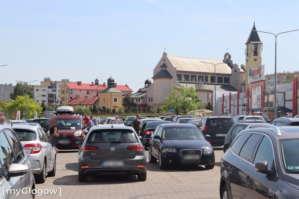 Kolizja na parkingu